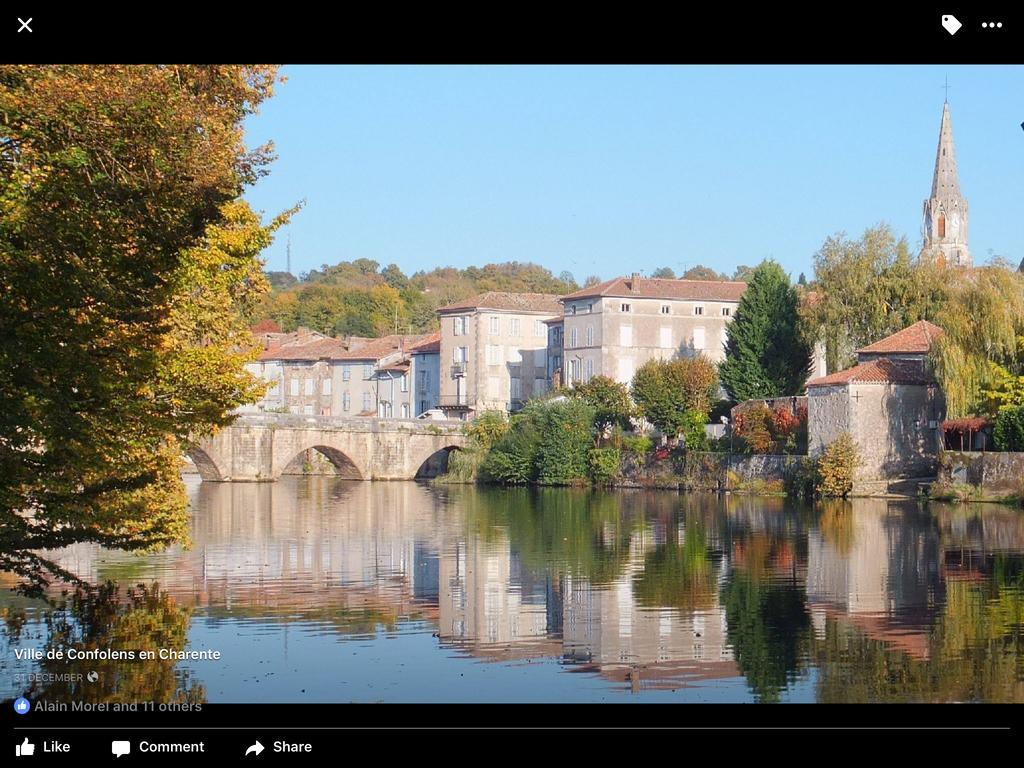 La Grange Terrou Saint-Germain-de-Confolens Exterior foto